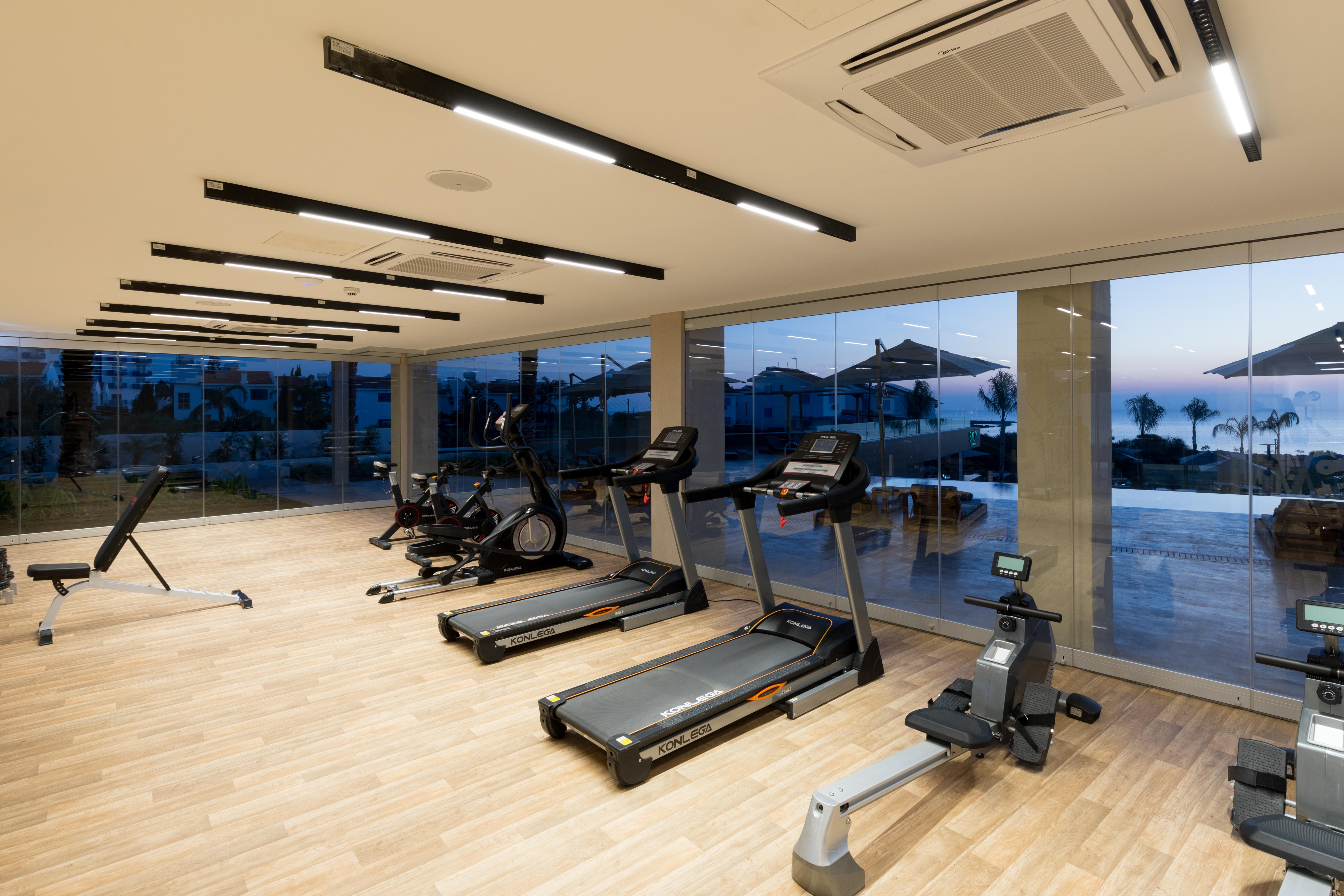 Iris Beach Hotel Protaras Luaran gambar