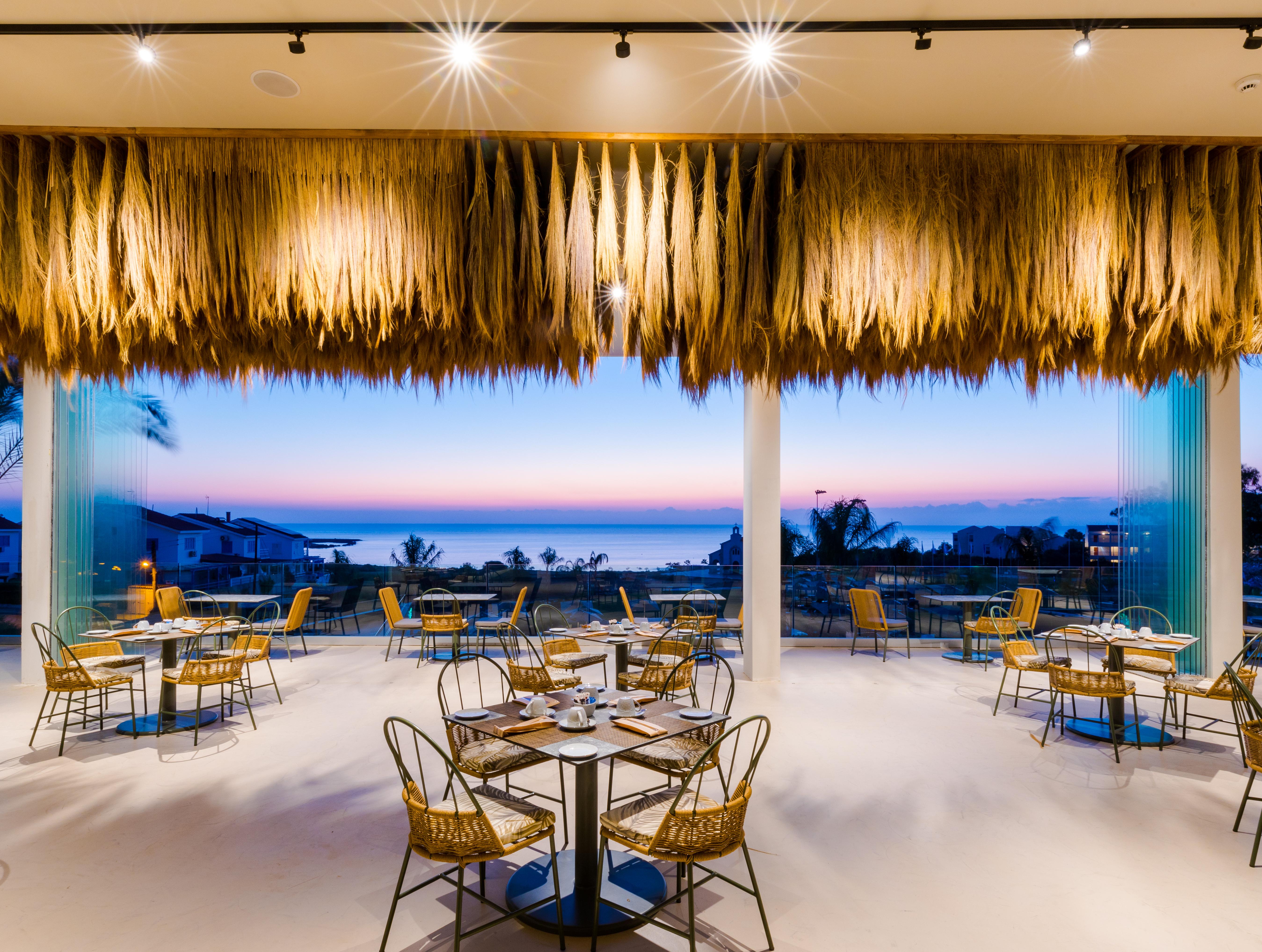 Iris Beach Hotel Protaras Luaran gambar