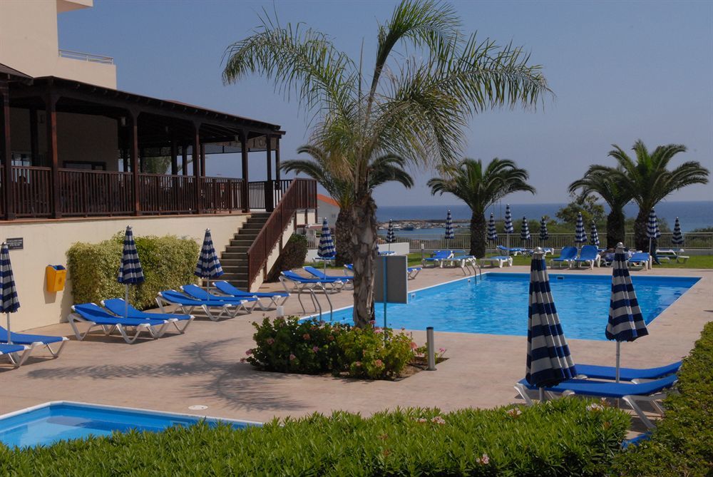 Iris Beach Hotel Protaras Luaran gambar